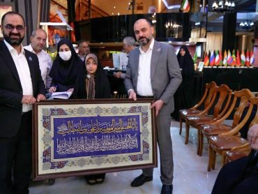 دیدار تولیت آستان مقدس علوی با خانواده‌های آسیب‌دیده‌ در تهران