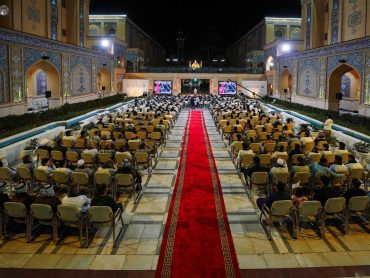 سومین جشنواره بین‌المللی شعر پیامبر رحمت در حرم مطهر علوی برگزار شد