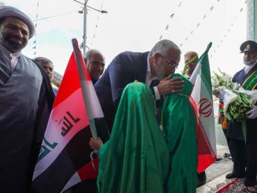 حضور کاروان انسانی آستان مقدس علوی به ریاست تولیت محترم در ایران