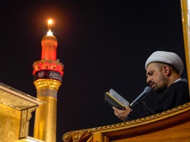 طنین دعای پرفیض کمیل در صحن حرم مطهر علوی