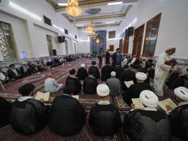 مراسم سالگرد ارتحال آیت الله سیدمحمد مهدی الخرسان در حرم مطهر علوی برگزار شد