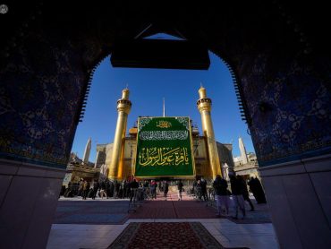 آذین‌بندی باشکوه حرم امیرالمؤمنین علیه‌السلام در آستانه میلاد ریحانه خدا