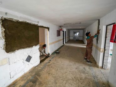آغاز بازسازی ساختمان دیالیز بیمارستان حکیم نجف به همت آستان مقدس علوی