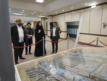 تشرف جمعی از پژوهشگران مستبصر به زیارت مرقد امیرالمؤمنین علیه‌السلام