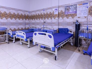 تجهیز سالن‌ها و اتاق عمل بیمارستان بابل توسط آستان مقدس علوی