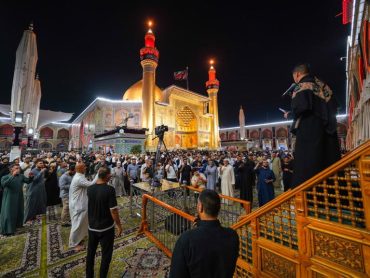 برپایی مجلس عزای فاطمی در حرم مطهر علوی