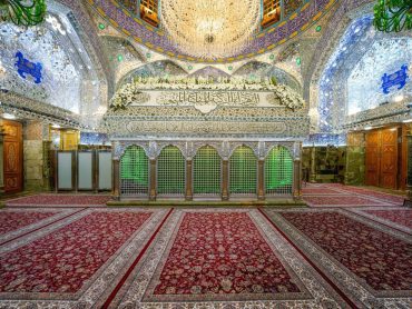 رونمایی از فرش‌های جدید حرم مطهر علوی برای میزبانی از زائران