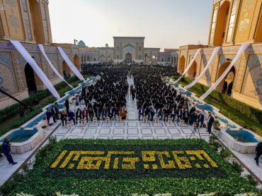 تجلیل از ۲۰۰۰ دانشجوی دختر با حجاب فاطمی در حرم امیرالمؤمنین علیه‌السلام