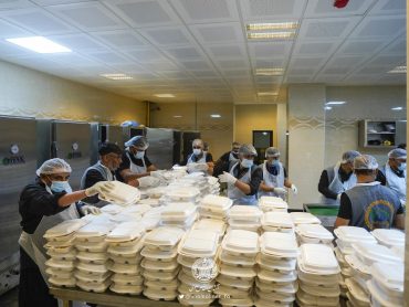 ادامه خدمت‌رسانی به زائران اربعین حسینی در مهمانسرای مرکزی آستان علوی