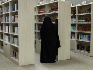 ارائه خدمات جامع و شبانه‌روزی کتابخانه بانوان آستان مقدس علوی به دانشجویان
