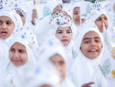 فرشتگان زمینی در پناه حضرت امیرالمؤمنین علیه‌السلام، تاج بندگی بر سر گذاشتند