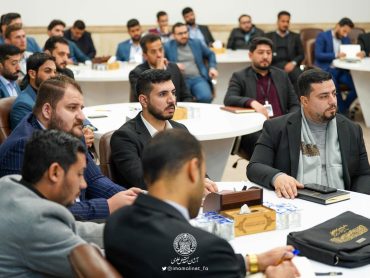 مسئولان بخش‌های مختلف آستان علوی در ضیافت طرح «نخبگان علوی»